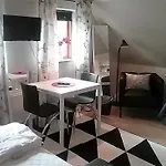 Casa de hóspedes Svalegaarden *