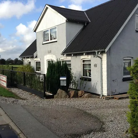 Svalegaarden Vendégház Særslev